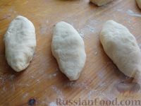 Фото приготовления рецепта: Пирожки «Курочка Ряба» - шаг №13