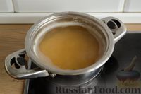 Фото приготовления рецепта: Гороховый суп с фрикадельками из индейки - шаг №4