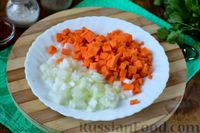 Фото приготовления рецепта: Рассольник по-ленинградски, с говядиной, рисом и томатной пастой - шаг №5