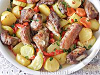 Фото приготовления рецепта: Свинина с овощами в духовке - шаг №10