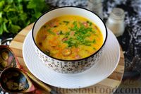 Фото к рецепту: Гороховый суп с охотничьими колбасками и плавленым сыром