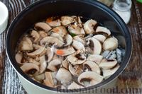 Фото приготовления рецепта: Сливочный суп с пшеном и грибами (в мультиварке) - шаг №6