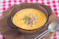Фото к рецепту: Морковный суп-пюре с имбирем и миндалем