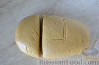 Фото приготовления рецепта: Медовый пирог "Булыжная мостовая" с джемом - шаг №11