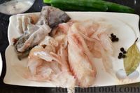 Фото приготовления рецепта: Суп с рыбными фрикадельками и рисом - шаг №2