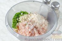 Фото приготовления рецепта: Шашлык из кабачков и куриных тефтелек, в духовке - шаг №6