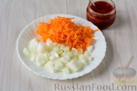 Фото приготовления рецепта: Минтай под морковью, в духовке - шаг №5