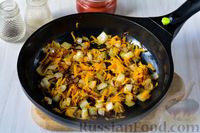 Фото приготовления рецепта: Минтай под морковью, в духовке - шаг №6