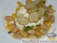 Фото приготовления рецепта: Салат с фасолью "Емельян" - шаг №6