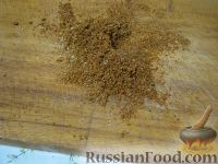 Фото приготовления рецепта: Медовый торт со сгущенкой - шаг №15