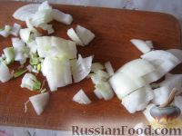 Фото приготовления рецепта: Грибная солянка с капустой - шаг №5