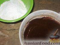 Фото приготовления рецепта: Шоколадные маффины - шаг №2