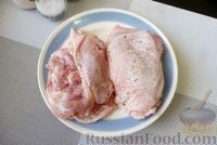 Фото приготовления рецепта: Курица в кофе, с жареными огурцами в остро-сладком соусе - шаг №3