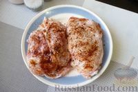 Фото приготовления рецепта: Курица в кофе, с жареными огурцами в остро-сладком соусе - шаг №4
