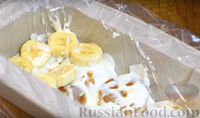 Фото приготовления рецепта: Торт без выпечки, из пряников, бананов и сметаны - шаг №4