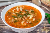 Фото к рецепту: Чечевичный суп с макаронами и шпинатом