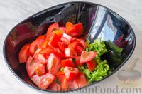 Фото приготовления рецепта: Овощной салат со сметаной и горчицей - шаг №3
