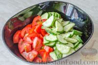 Фото приготовления рецепта: Овощной салат со сметаной и горчицей - шаг №4