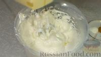 Фото приготовления рецепта: Торт "Павлова" из безе со взбитыми сливками и ягодами - шаг №2