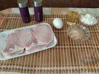 Фото приготовления рецепта: Жареная свиная отбивная на кости - шаг №1
