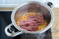 Фото приготовления рецепта: Томатный суп с фаршем - шаг №5