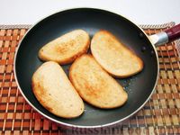 Фото приготовления рецепта: Картофельный суп-пюре с помидорами и сыром - шаг №19