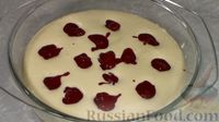 Фото приготовления рецепта: Сливочное мороженое с малиной - шаг №7