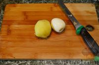 Фото приготовления рецепта: Окрошка на квасе, с сосисками - шаг №5