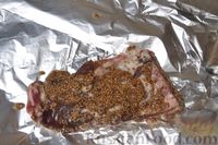 Фото приготовления рецепта: Свиные рёбра в маринаде с французской горчицей  (в фольге, на мангале) - шаг №5