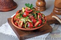 Фото приготовления рецепта: Салат с жареными кабачками и помидорами - шаг №9