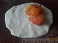 Фото приготовления рецепта: Отрывной пирог с персиками - шаг №12