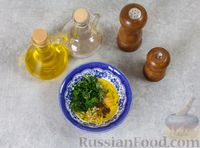 Фото приготовления рецепта: Салат с тунцом, стручковой фасолью и яичными блинчиками - шаг №7
