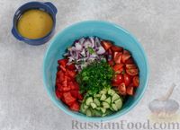Фото приготовления рецепта: Овощной салат с горчичной заправкой - шаг №6