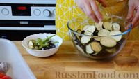 Фото приготовления рецепта: Баклажаны в остром соусе (на зиму) - шаг №2