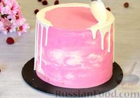 Фото приготовления рецепта: Медовый торт-мусс с малиной - шаг №34