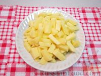 Фото приготовления рецепта: Щи из свежей капусты с помидорами - шаг №5