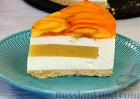 Фото приготовления рецепта: Йогуртовый муссовый торт с персиками (без выпечки) - шаг №26