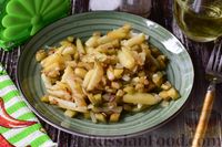 Фото к рецепту: Жареный картофель с баклажанами