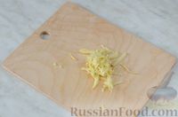 Фото приготовления рецепта: Салат из помидоров с имбирем и базиликом - шаг №3