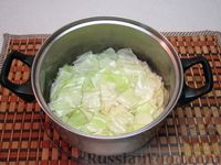 Фото приготовления рецепта: Салат с жареными овощами и грибами, по-корейски - шаг №9