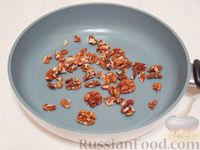 Фото приготовления рецепта: Салат с персиками, фетой и грецкими орехами - шаг №2