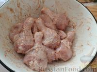 Фото приготовления рецепта: Запечённые куриные ножки в панировке - шаг №5