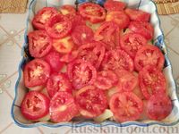 Фото приготовления рецепта: Кабачки с картофелем и помидорами, запеченные в духовке - шаг №12