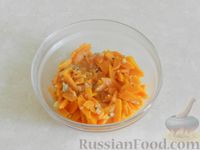 Фото приготовления рецепта: Куриный суп с  морковью, булгуром и апельсиновой цедрой - шаг №10