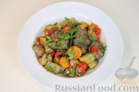 Фото приготовления рецепта: Овощное рагу с кабачками и баклажанами - шаг №11