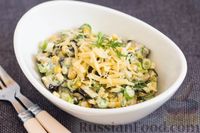 Фото к рецепту: Салат с жареными баклажанами, кукурузой и сыром