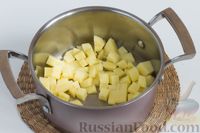 Фото приготовления рецепта: Грибной суп с картофелем  и вермишелью - шаг №2