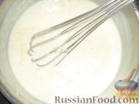 Фото приготовления рецепта: Открытый пирог с грибами и домашними колбасками - шаг №2