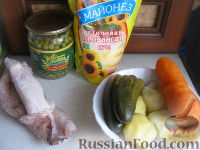 Фото приготовления рецепта: Салат из кальмаров с маринованными огурцами - шаг №1