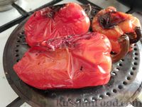 Фото приготовления рецепта: Печеные баклажаны, болгарский перец и помидоры - шаг №5
